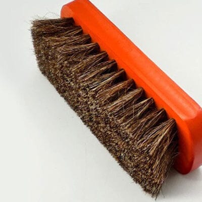 Brosse de Nettoyage - LeatherCare™ - Rouge